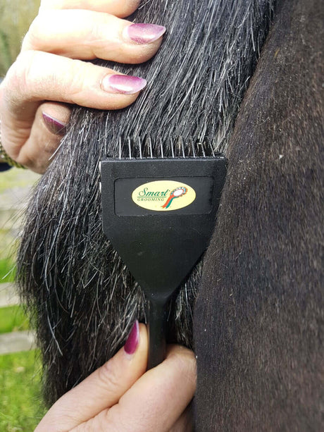 Smart Tails Standard Mane & Tail Thinning Rack Mane & Tail Thinners Barnstaple Equestrian Supplies