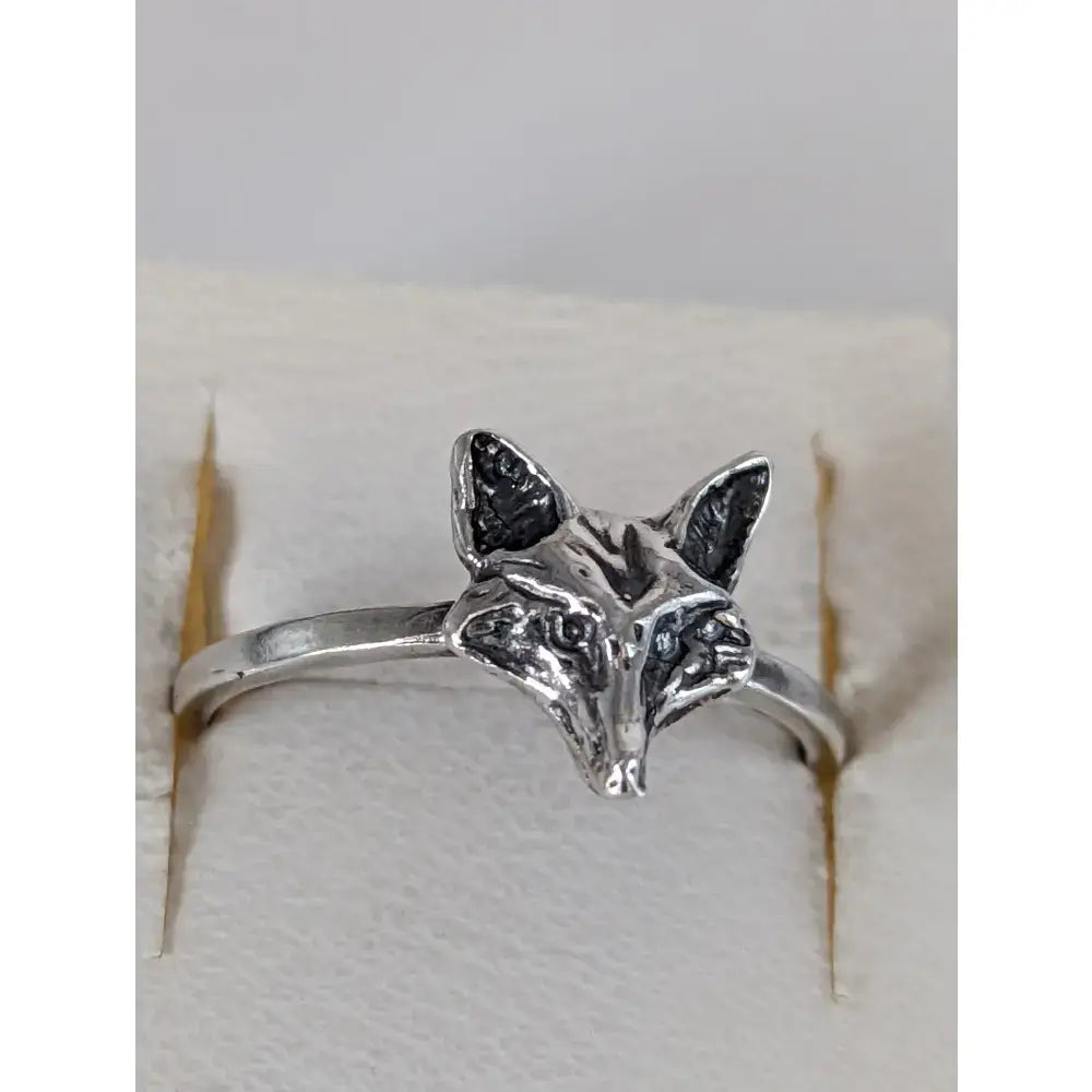 925 silver fox ring with detailed facial features and pointed ears handmade gift inspired by ring nature for animal lovers