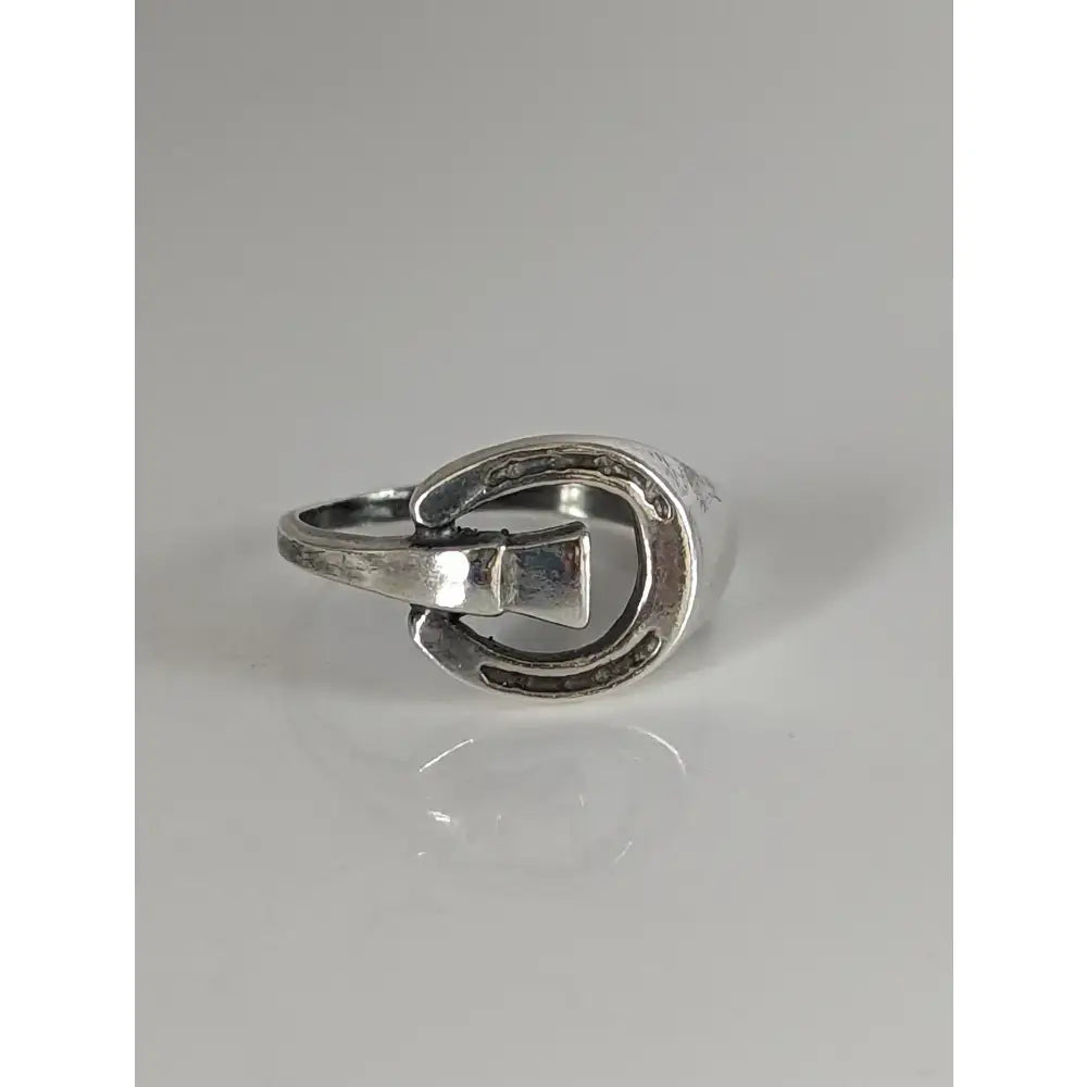 Silver horseshoe ring made of 925 silver with a buckle design as an equestrian symbol gift for him or her