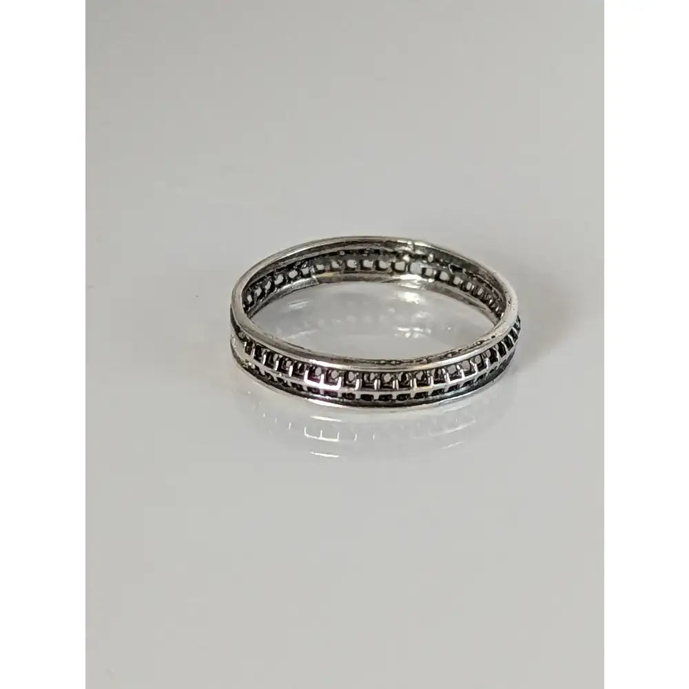 Silver sterling silver filigree ring with intricate geometric detailing elegant handmade band for nature lovers