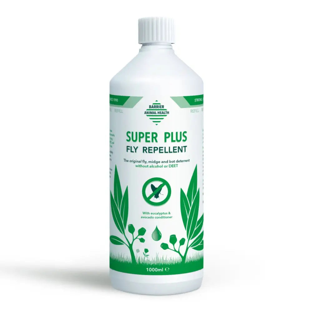 White plastic 1000ml barrier super plus fly repellent spray with natural formulation for awkward areas and fly repellent gels