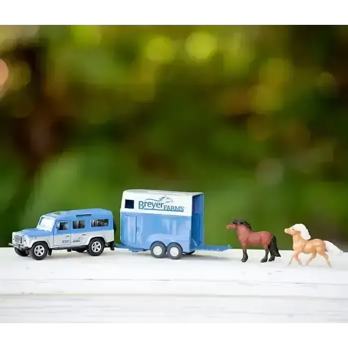 Breyer Farm Land Rover And Tag-A-Long Horse Trailer Model Horses