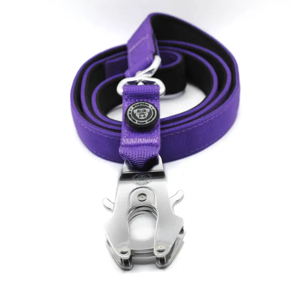 Btactical nylon frog clip dog lead in lavender purple with extra-strong frog clip and neoprene padded handle
