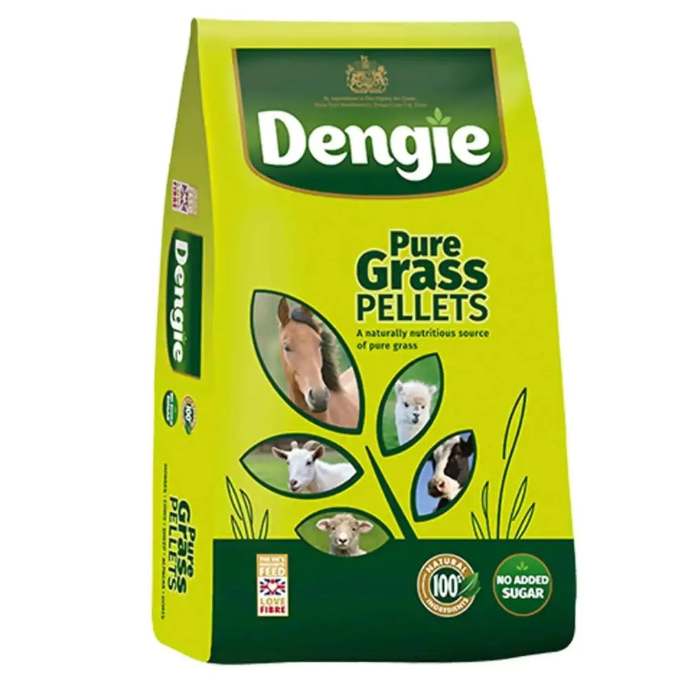 Bright green bag of dengie grass pellets pure fibre pellet for horses and livestock natural nutritious feed