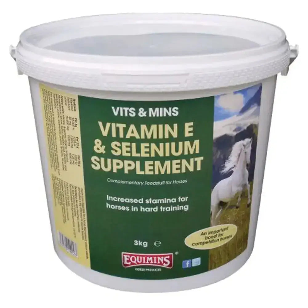 White plastic bucket of equimins vitamin e and organic selenium supplement 3kg for horse vitamins use