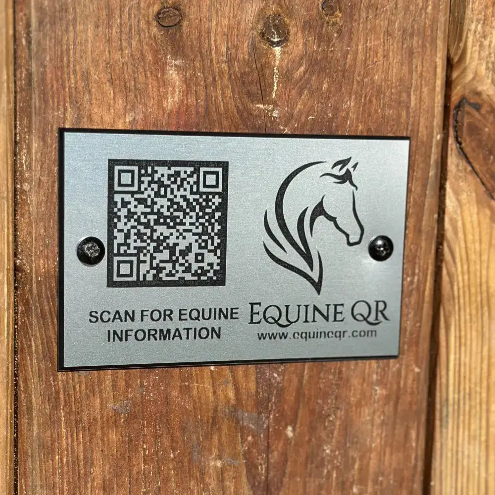 Silver rectangular equine qr mount plaque with horse silhouette and qr code for instantly accessible horse’s information