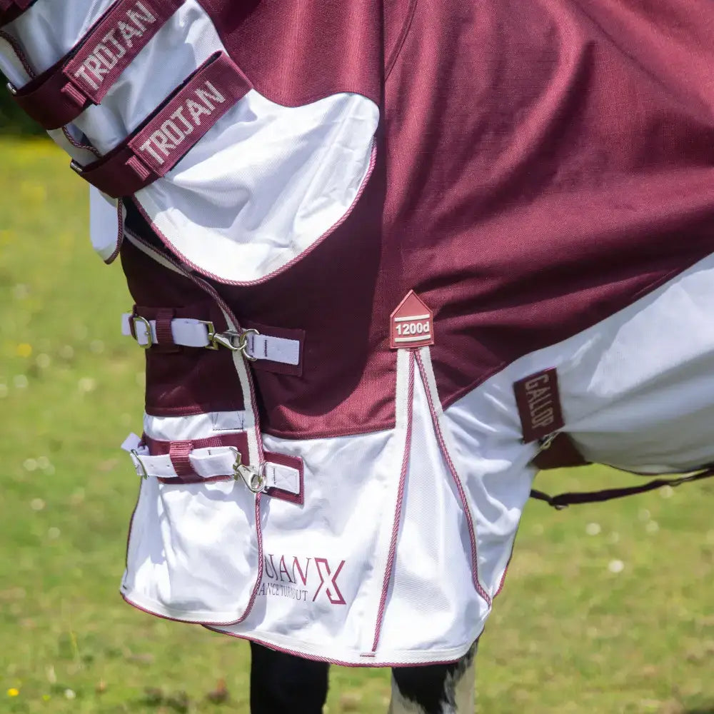 Maroon and white gallop trojan xtra duraproof hybrid combo fly rug with reinforced stitching and adjustable straps