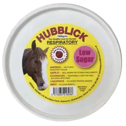 Hubblick respiratory horse lick in a white tub with yellow label specially formulated low sugar natural ingredients