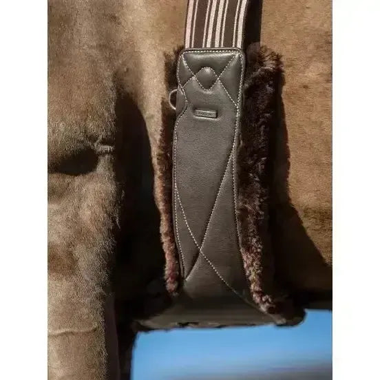 LeMieux Arika Simuwool Contoured Long Girth Brown 105 cm Brown Girths