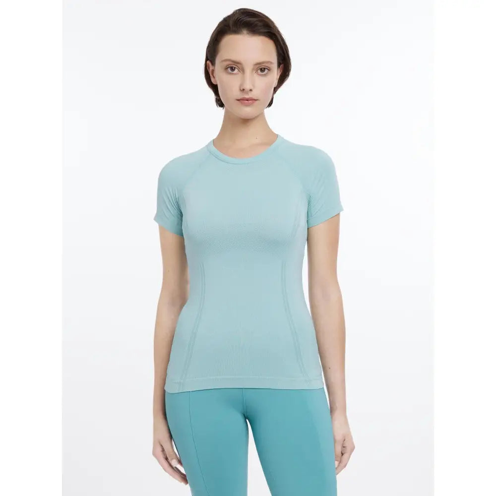 Aqua lemieux britney seamless short sleeve top with round neckline and smooth seamless athletic design