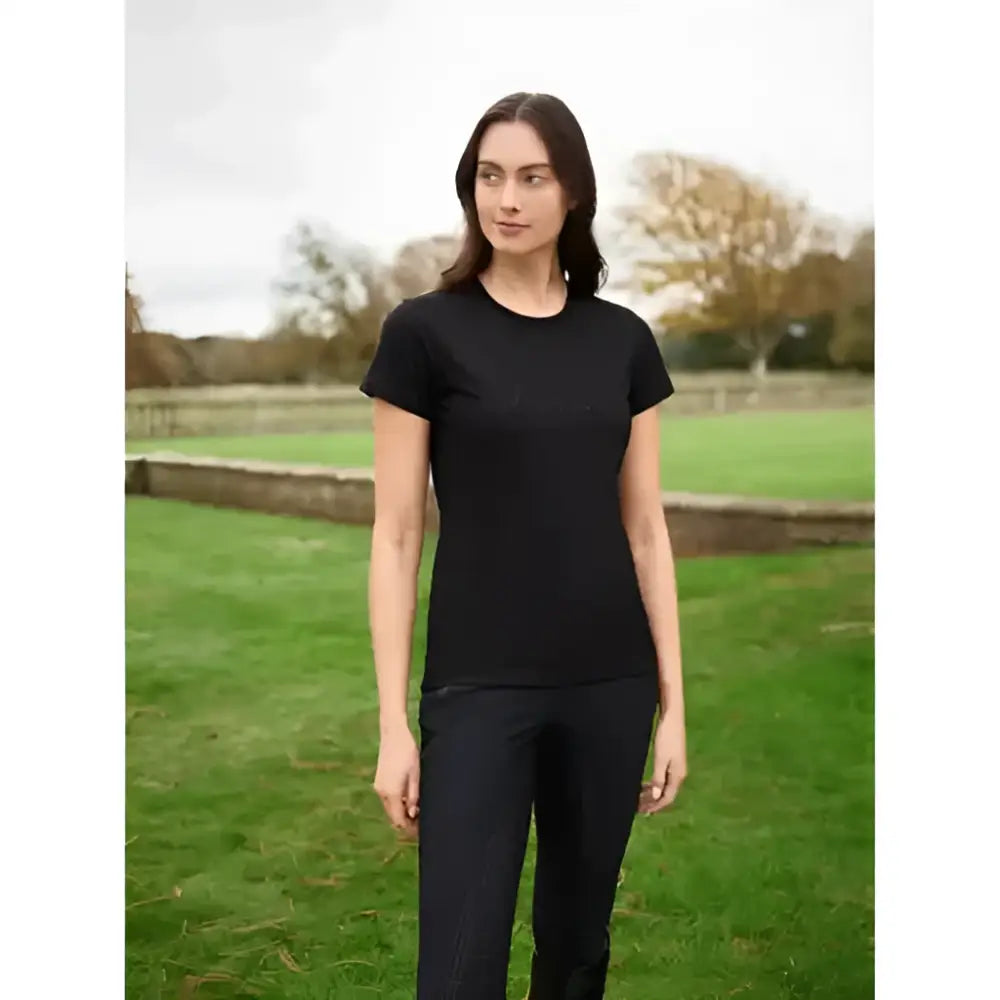 Black short-sleeved crew neck lemieux classique sparkle t-shirt perfect for casual wear