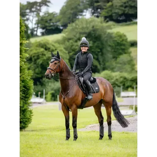 LeMieux Loire Classic Close Contact Square Black Black Small/Medium Saddle Pads