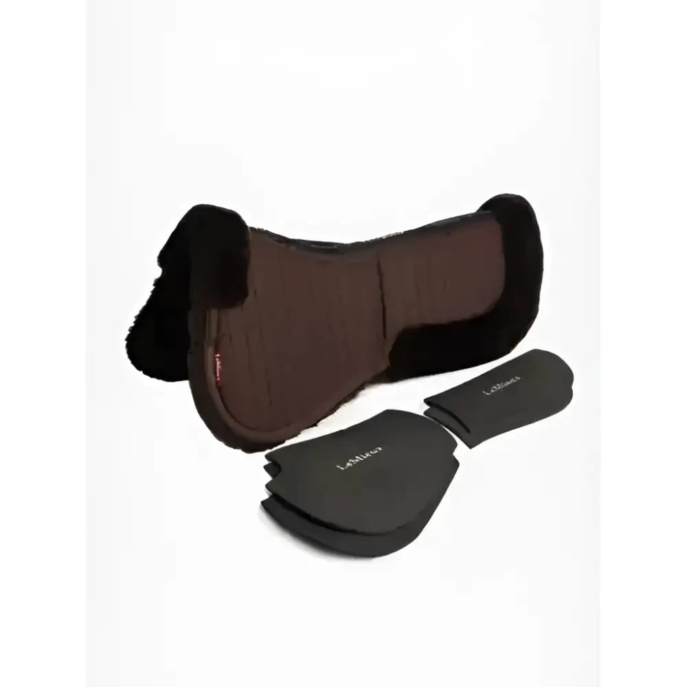 Black lohman lemieux merino+ prosorb pocket half pad with plush fleece edges and quilted brown center