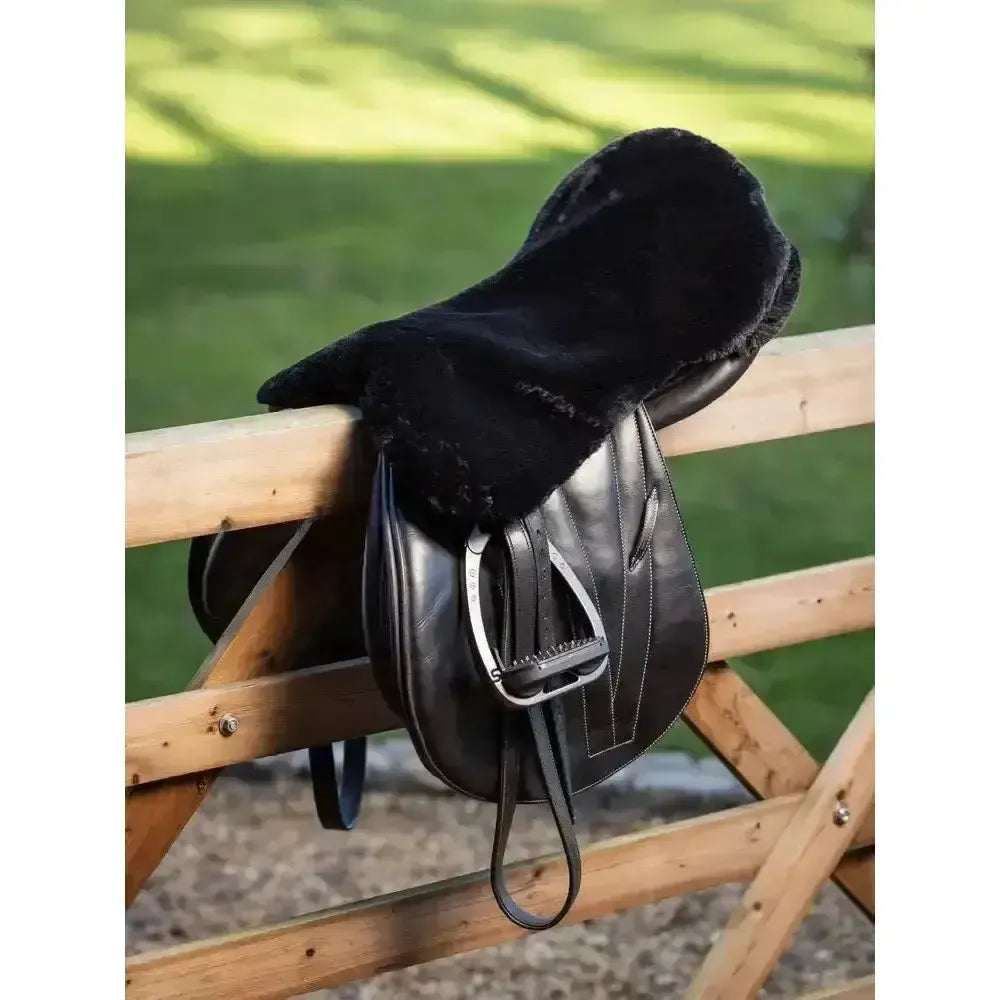 LeMieux Simuwool Seat Saver Black One Size Black Seat Savers