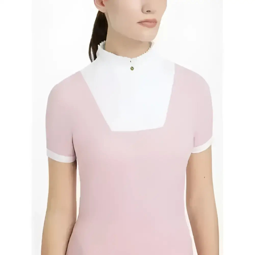 A soft pink lemieux sophia short sleeve pleated show shirt with white high collar and sleeve trim in blossom color