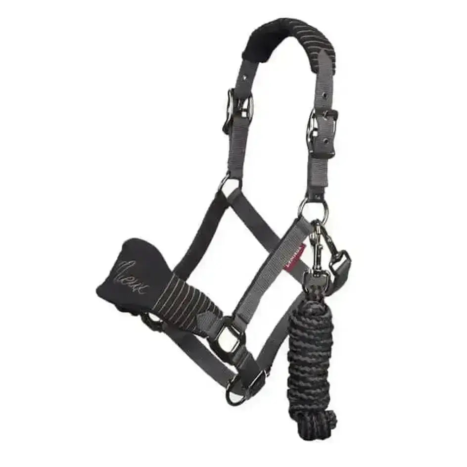 Lemieux vogue fleece black headcollar with padded fleece headpiece, adjustable straps, metal buckles and leadrope attached