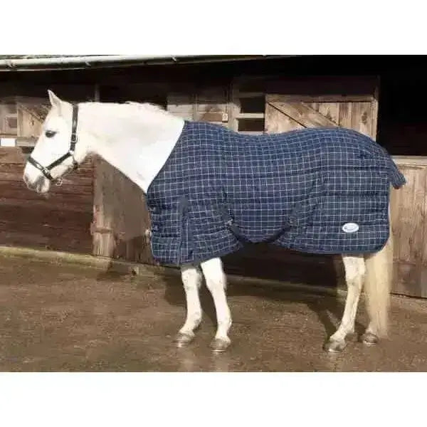Blue plaid rhinegold chicago lightweight stable rug 100gm with quilted design and white grid pattern