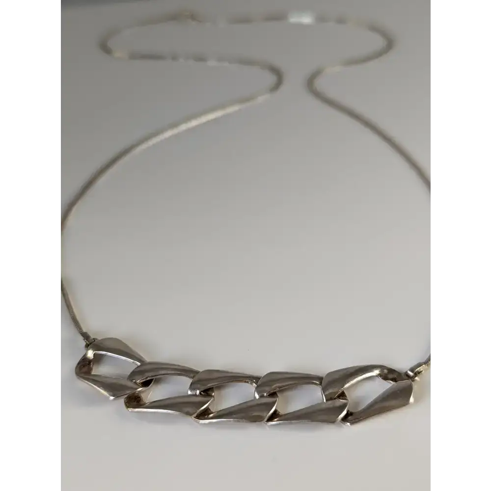 Silver Steed Chain Link Necklace Necklaces