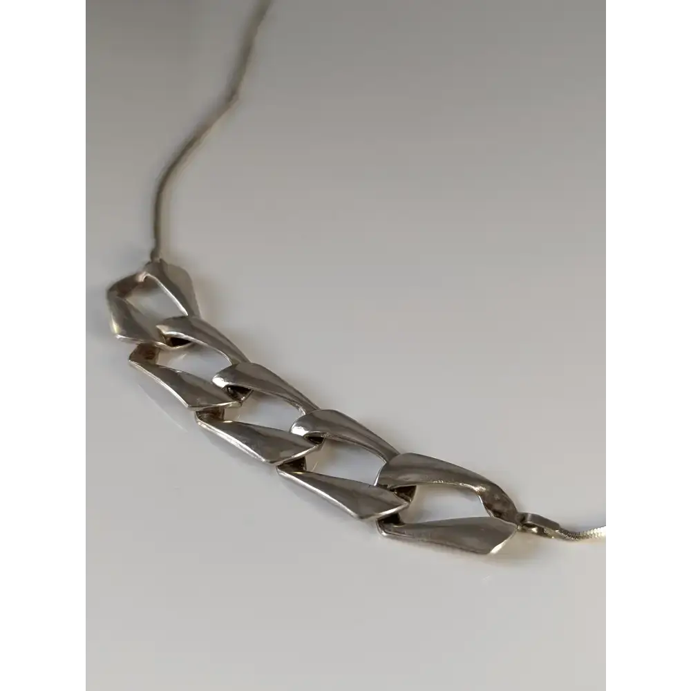 Silver Steed Chain Link Necklace Necklaces