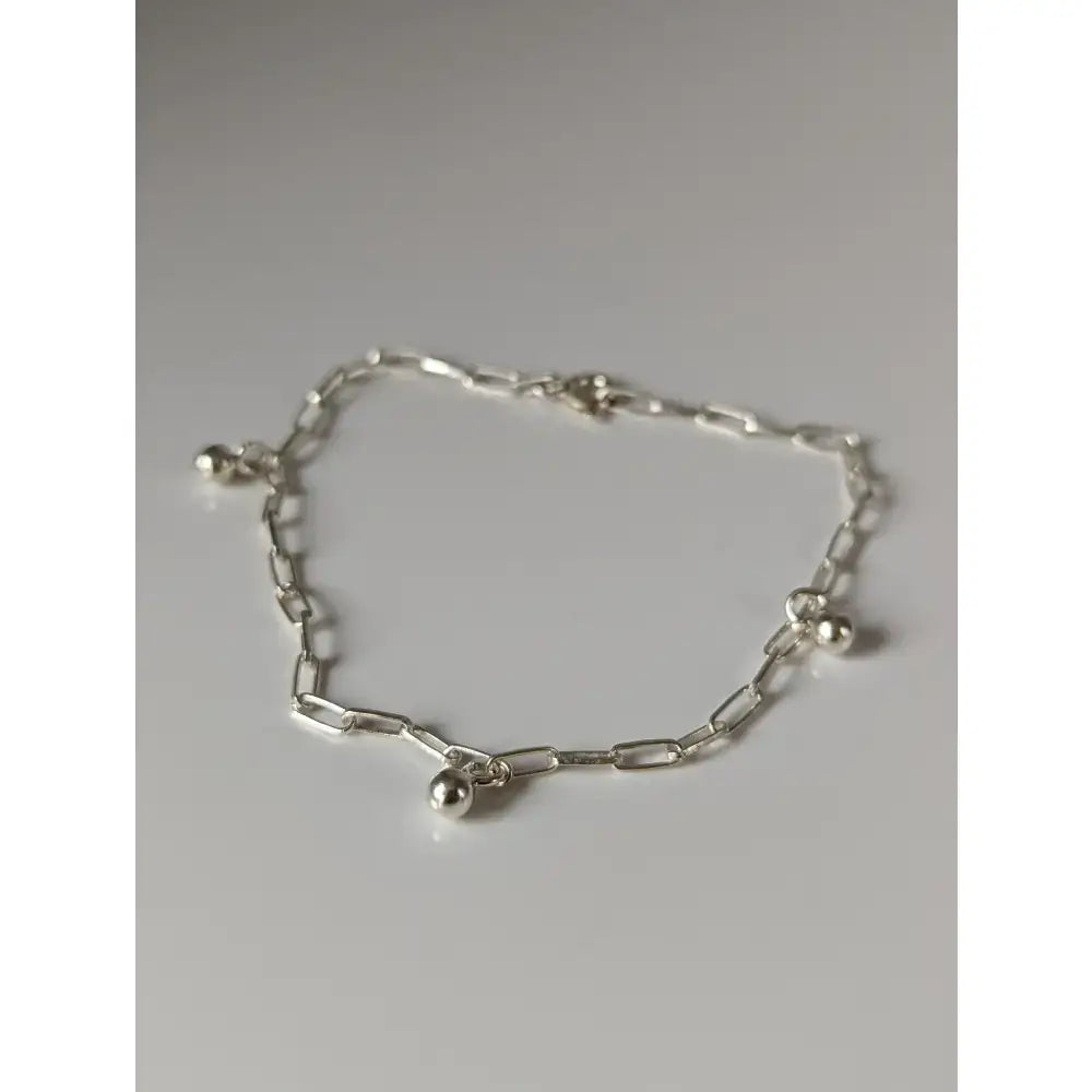 Silver steed chain silver bracelet with small spherical ball charms for a chic everyday look