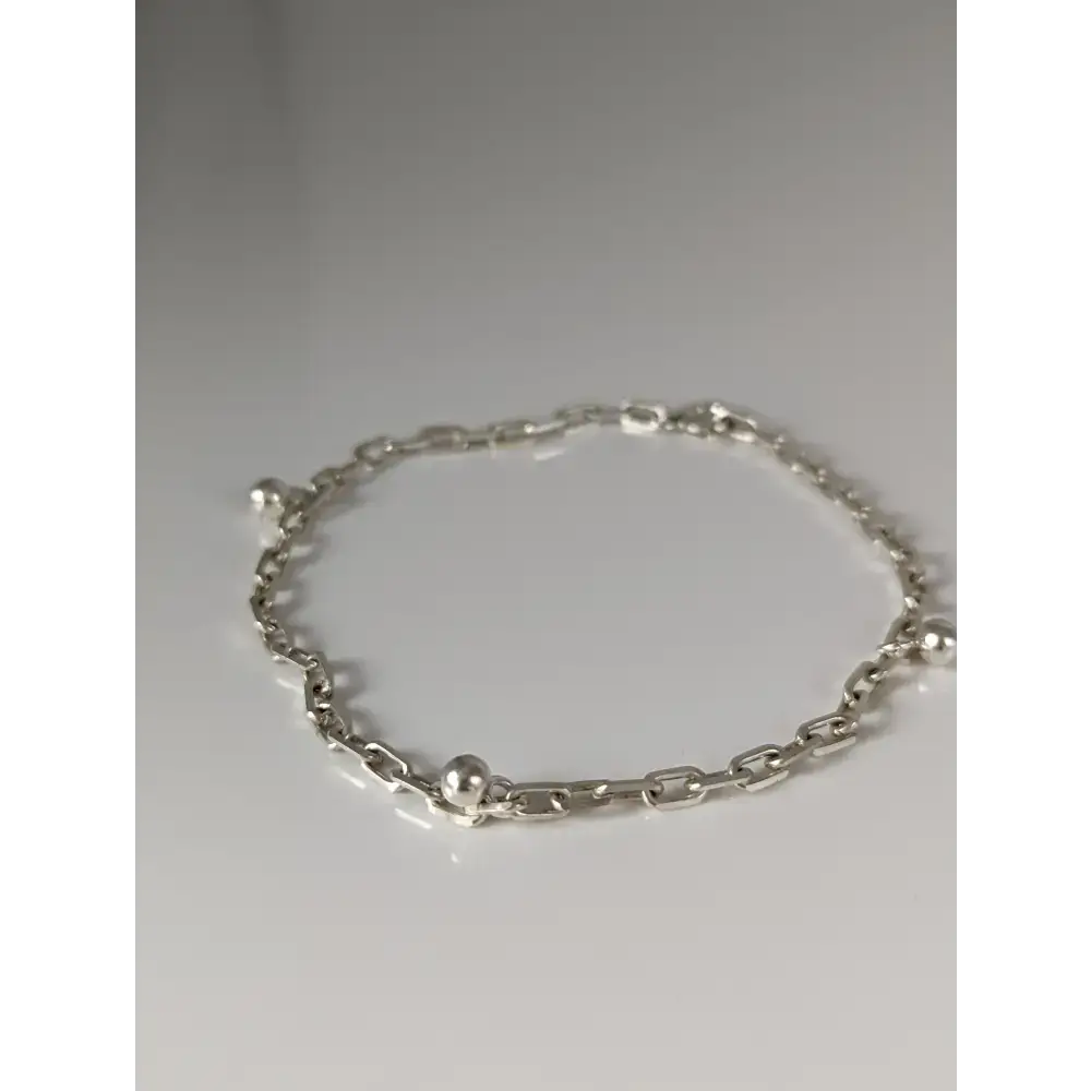 Silver Steed Chain with Ball Charms Silver Bracelet C 19CM Bracelets