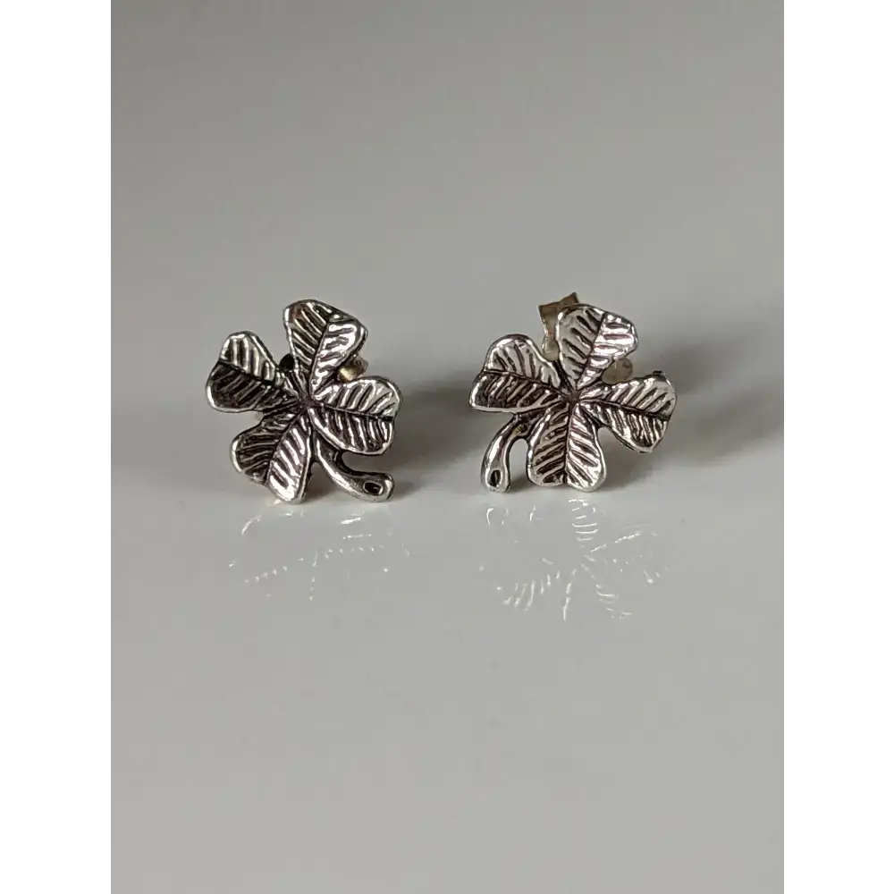 Silver Steed Clover Stud Earrings Earrings