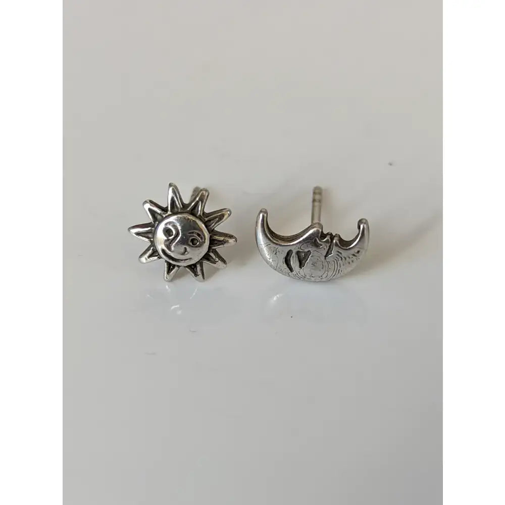 Silver steed day and night stud earrings with smiling sun rays and crescent moon night stud earrings in silver