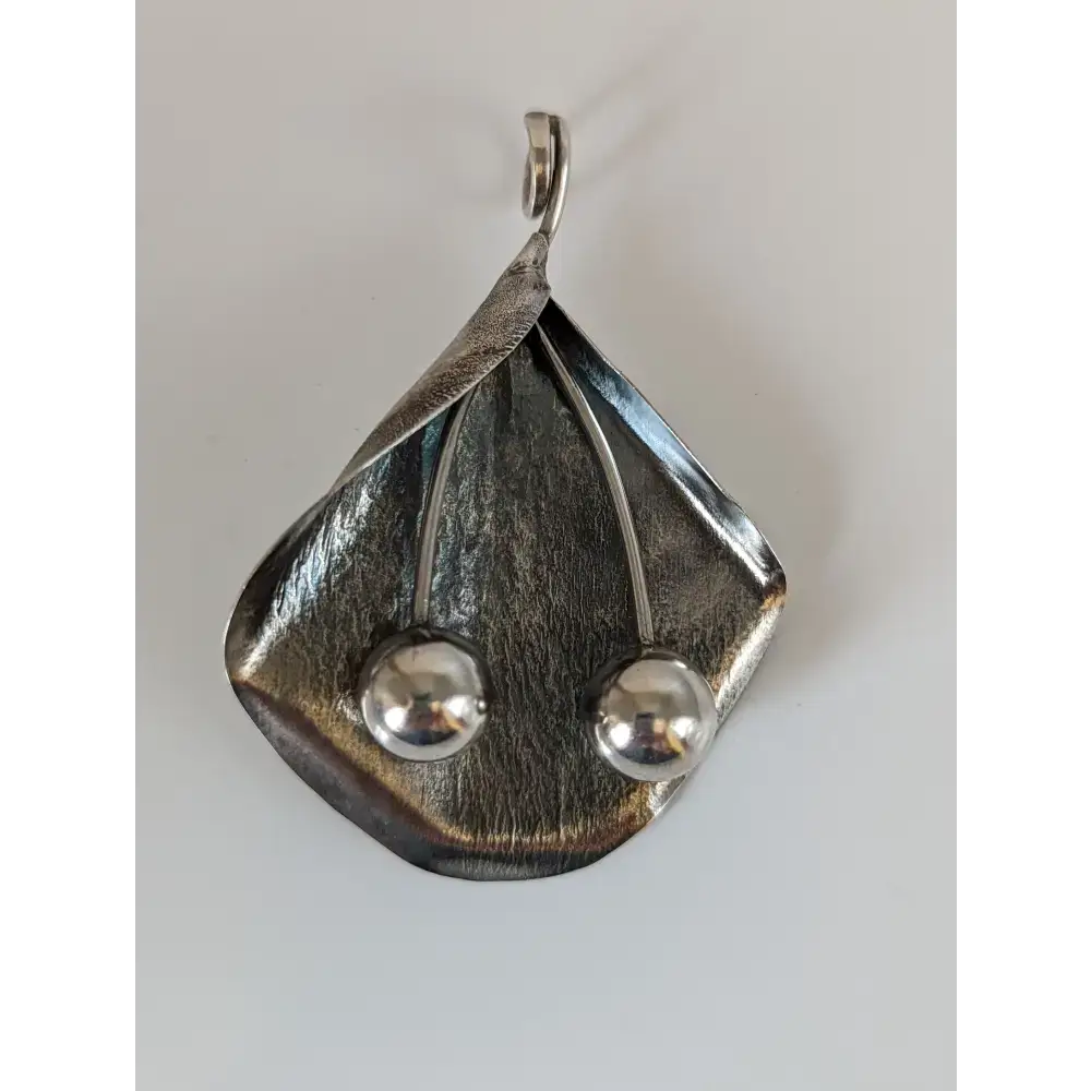 Silver Steed Extravagant Leaf & Stems Silver Pendant Gold Pendant