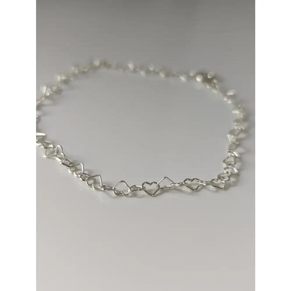 Silver steed heart link silver bracelet with delicate silver heart-shaped chain necklace design in link silver bracelet style