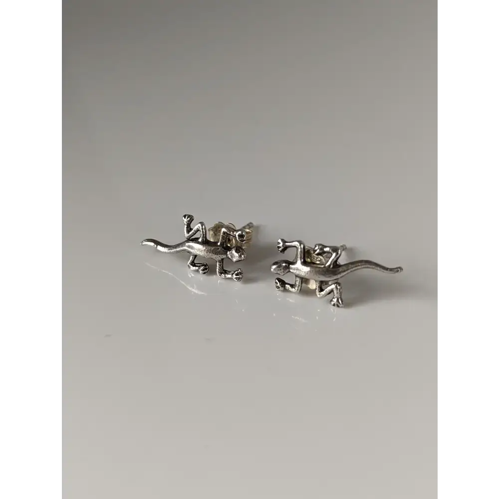 Silver Steed Lizard Stud Earrings Earrings