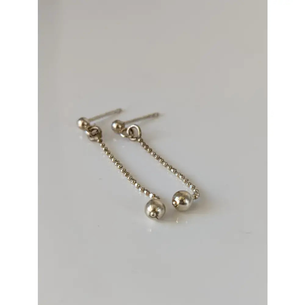 Silver steed long delivate silver ball stud earrings with delicate chain and two polished silver beads