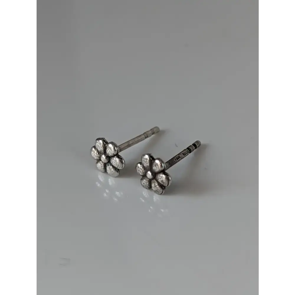 Silver Steed Margaret Flower Stud Earrings Earrings
