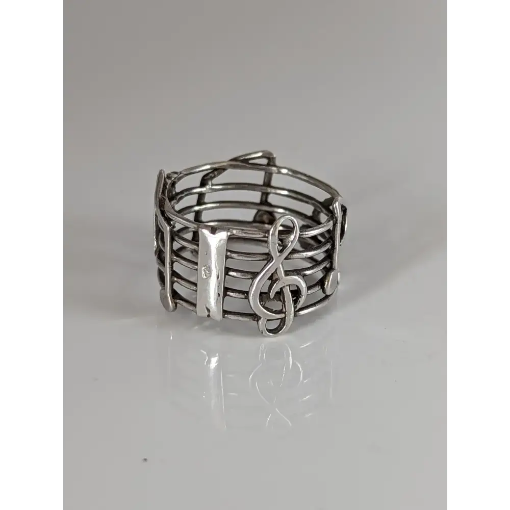 Silver Steed Music Notes Band P