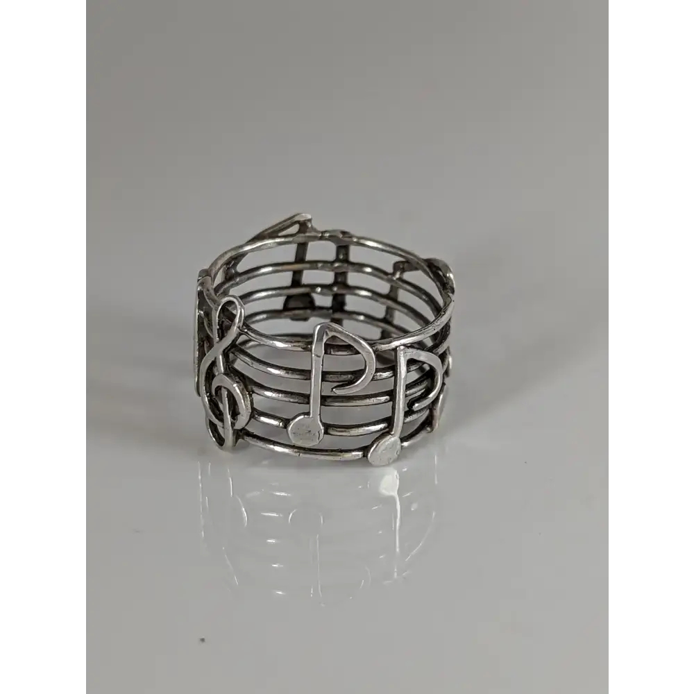 Silver Steed Music Notes Band P