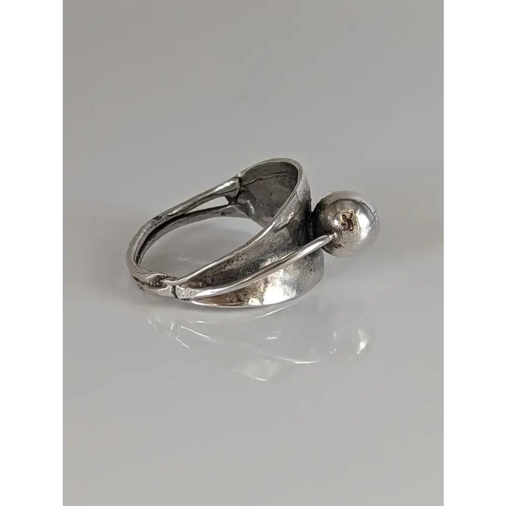 Silver Steed One Round Bud Ring G Rings