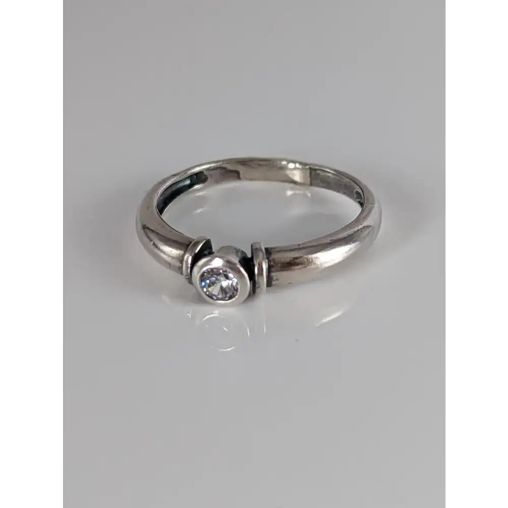 Silver Steed Silver Round Zirconia Ring G Rings