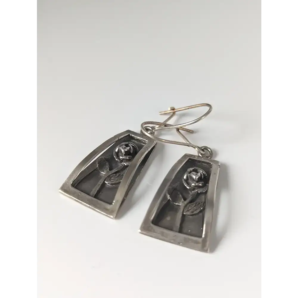 Silver Steed Treasured Rose Dropped Earrings Earrings