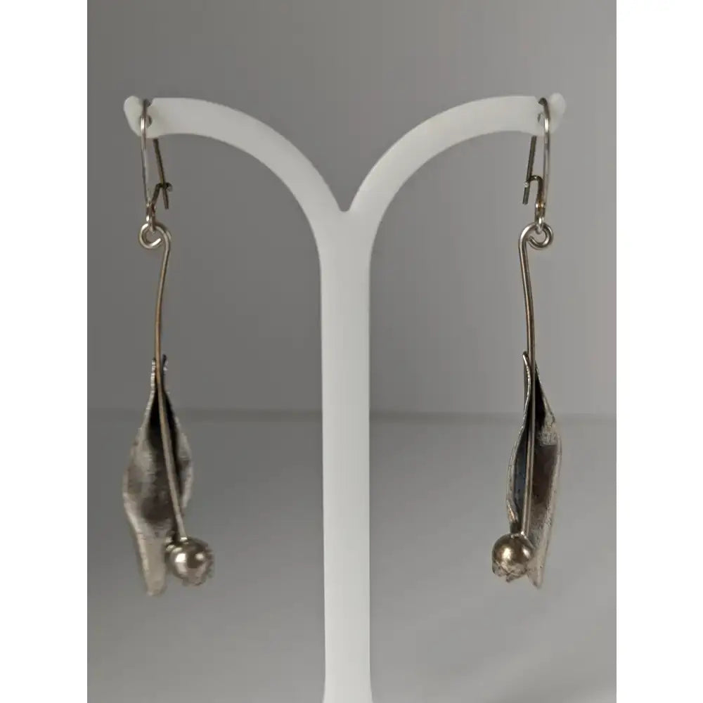 Silver steed tulip premium sterling silver tulip dangling earrings with polished leaf shape and dangling beads