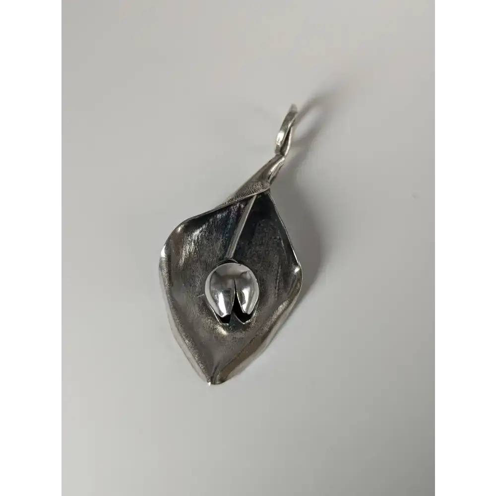 Silver Steed Tulip Pendant Large Pendant