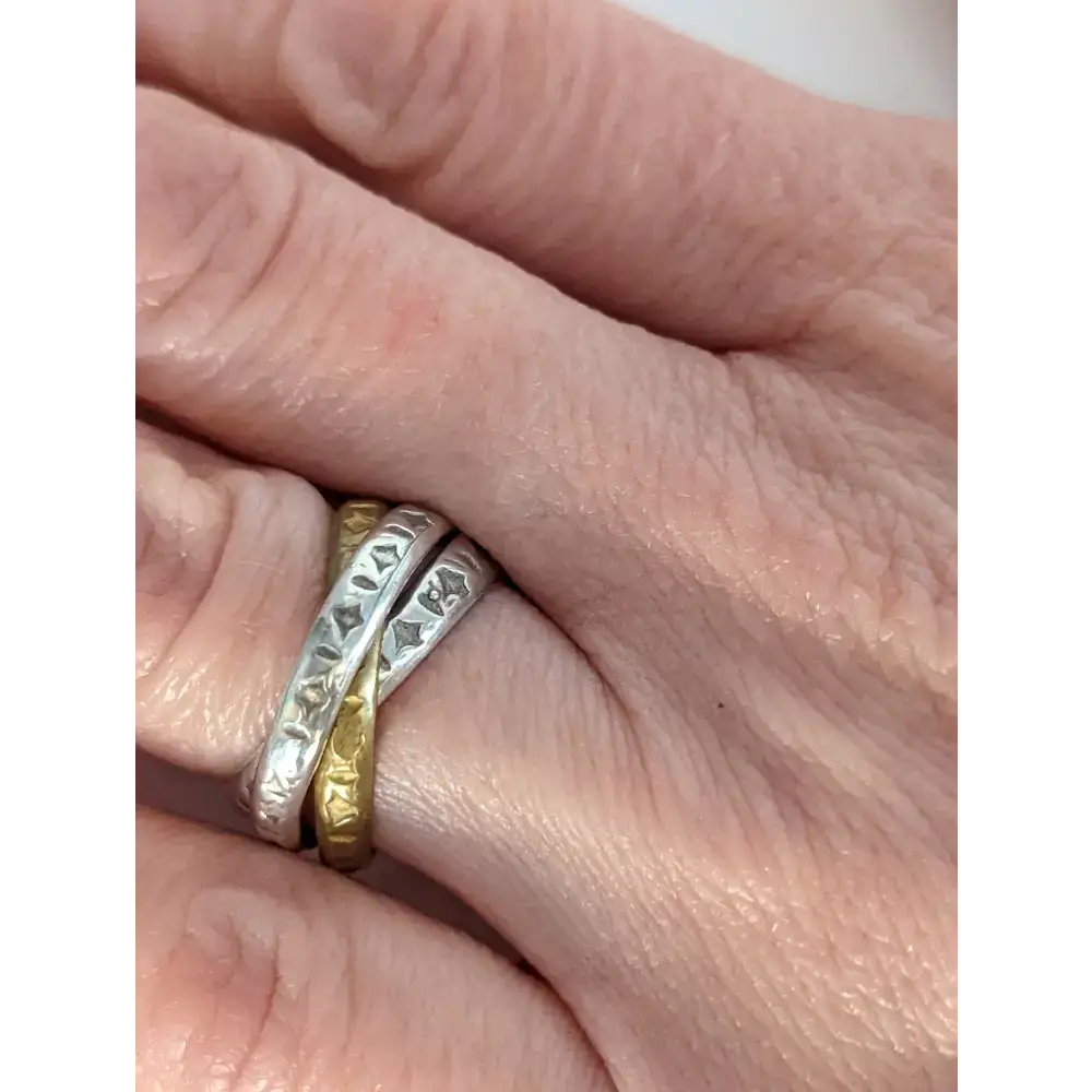 Silver Steed Two Tone Three Interlinking Bands F Rings