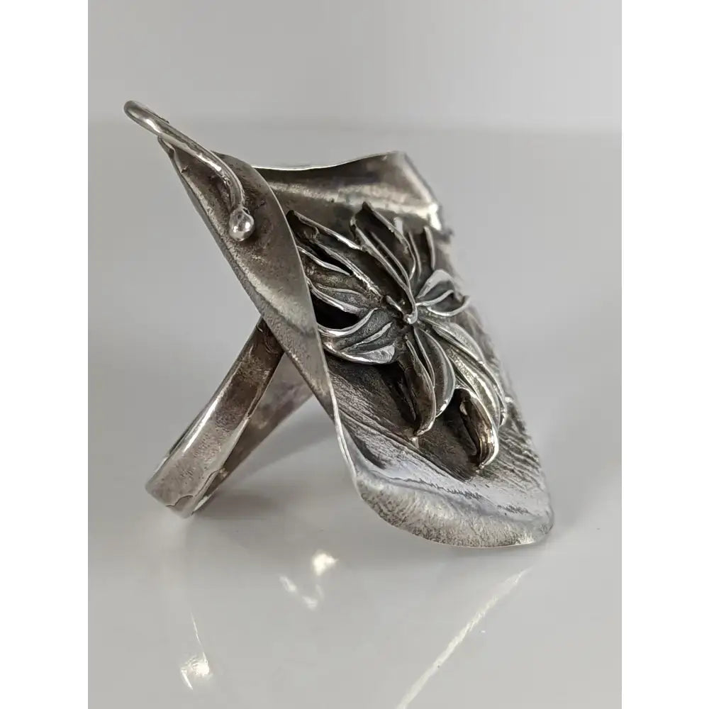 Silver steed unique silver statement ring with extravagant leaf rings featuring a 3d butterfly design and polished finish