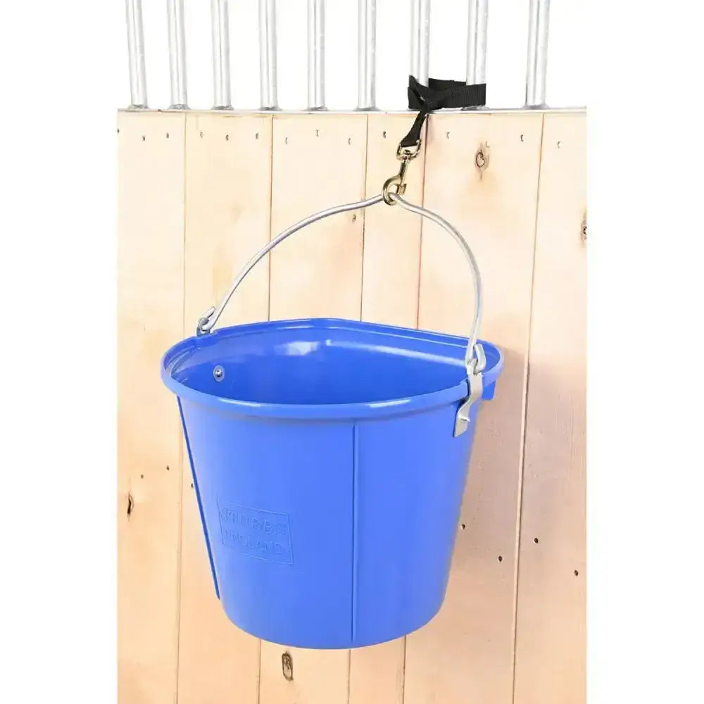 Blue plastic stubbs stable bucket medium with heavy duty moulding and s85ps spring hook metal handle and hook