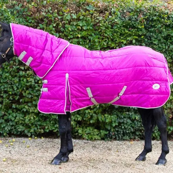 Vibrant mulberry swish 450g stable rug with heavy weight detachable neck and silver reflective straps and trim