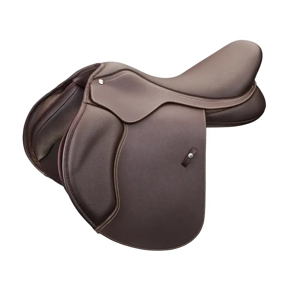 Brown leather wintec 500 jump english saddle with stitched detailing supportive deep seat and added comfort stirrup keeper