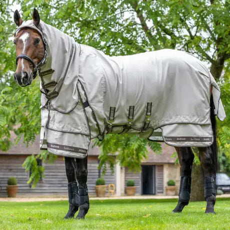 Fly rug with a belly flap