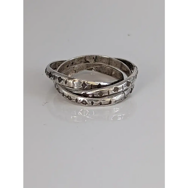 925 Silver Interlinking Bands Ring – Handmade Equestrian Jewellery by Silver Steed G Rings