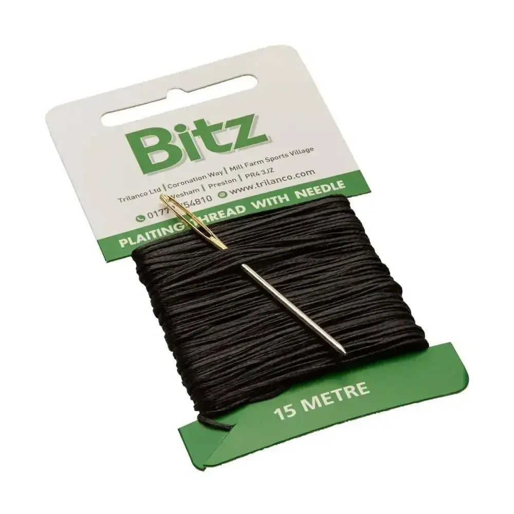 Bitz plaiting card with black plaiting thread and needle in green and white packaging for easy sewing use