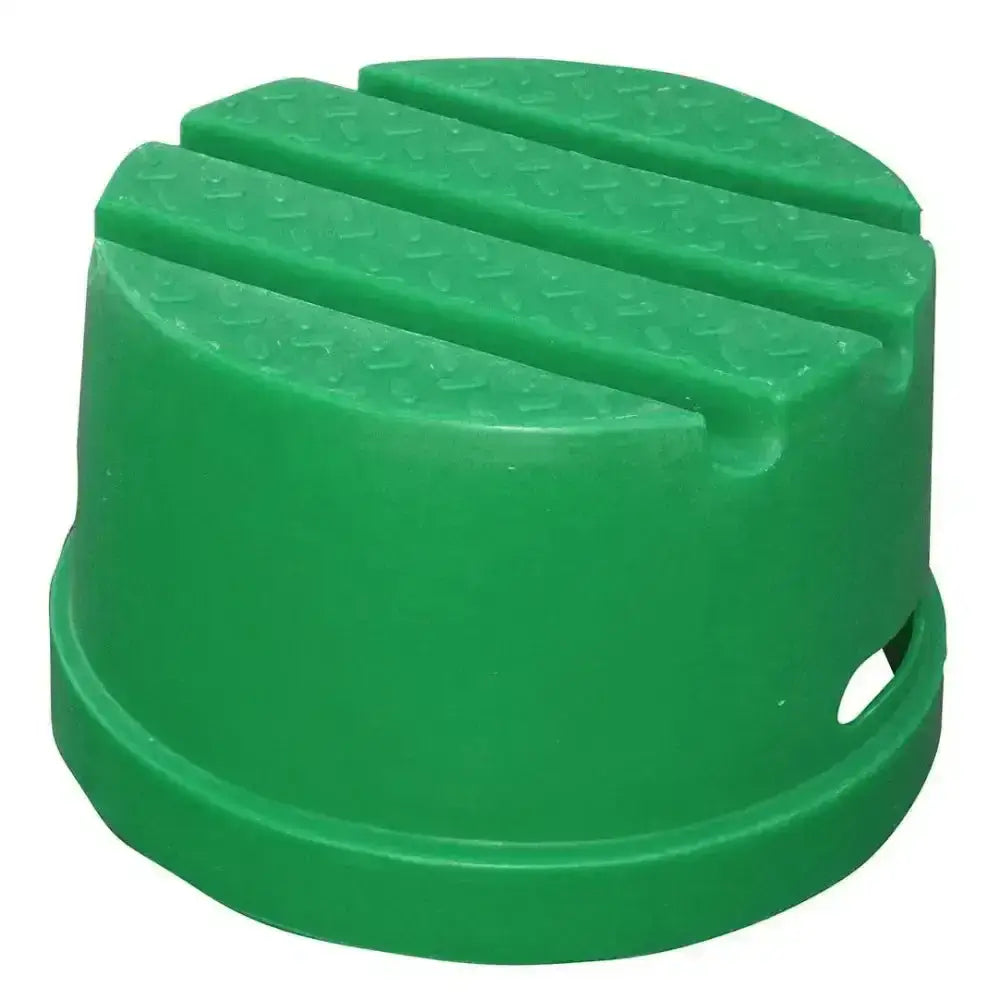 Classic showjumps standard green plastic step stool with textured ribbed footrests for standard mounting block use