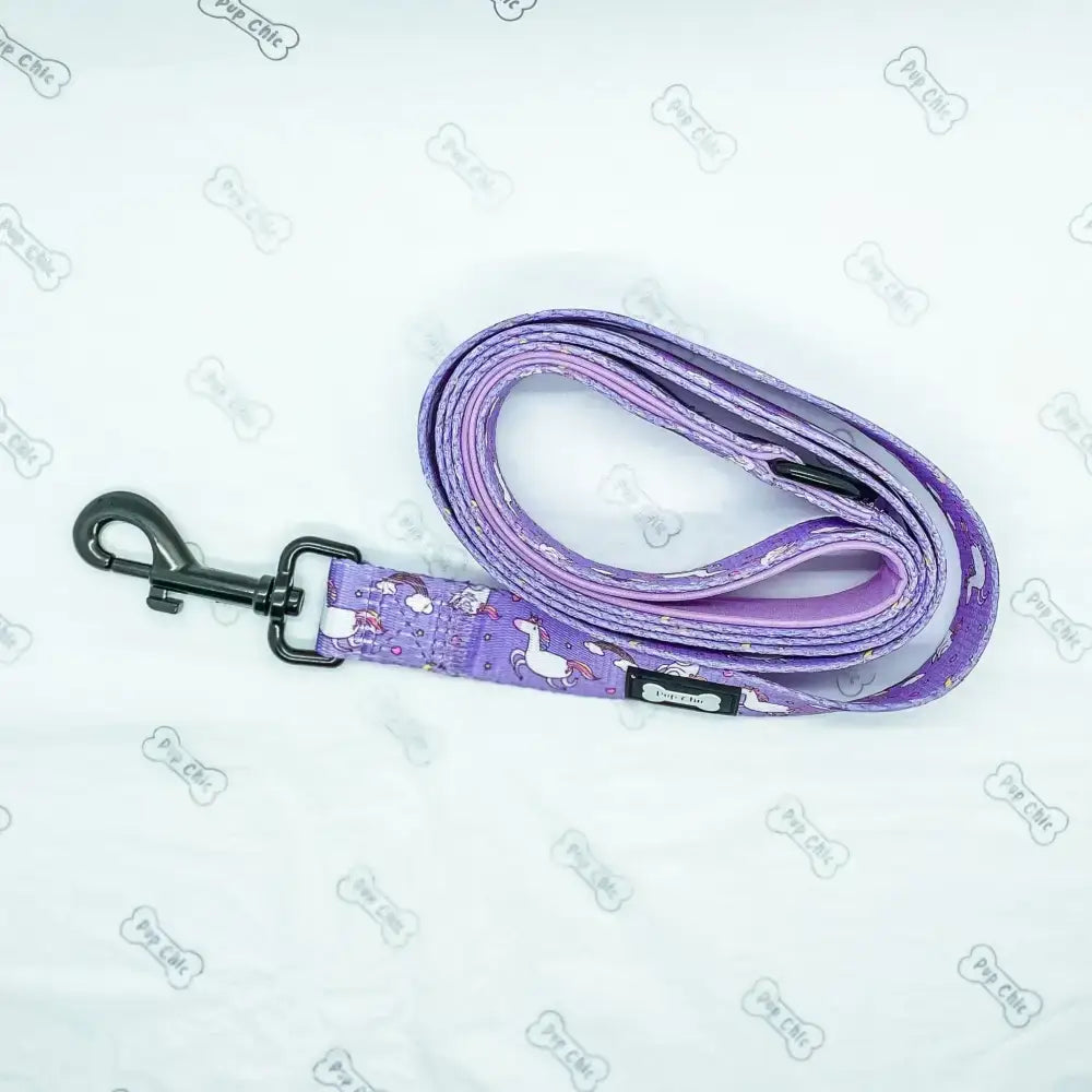 Purple unicorns 5ft lead with whimsical pattern and black metal clasp perfect for everyday walks and playtime