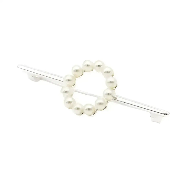 Silver deluxe halo stock pin with white pearl halo design by equetech deluxe halo for stylish hair accessories